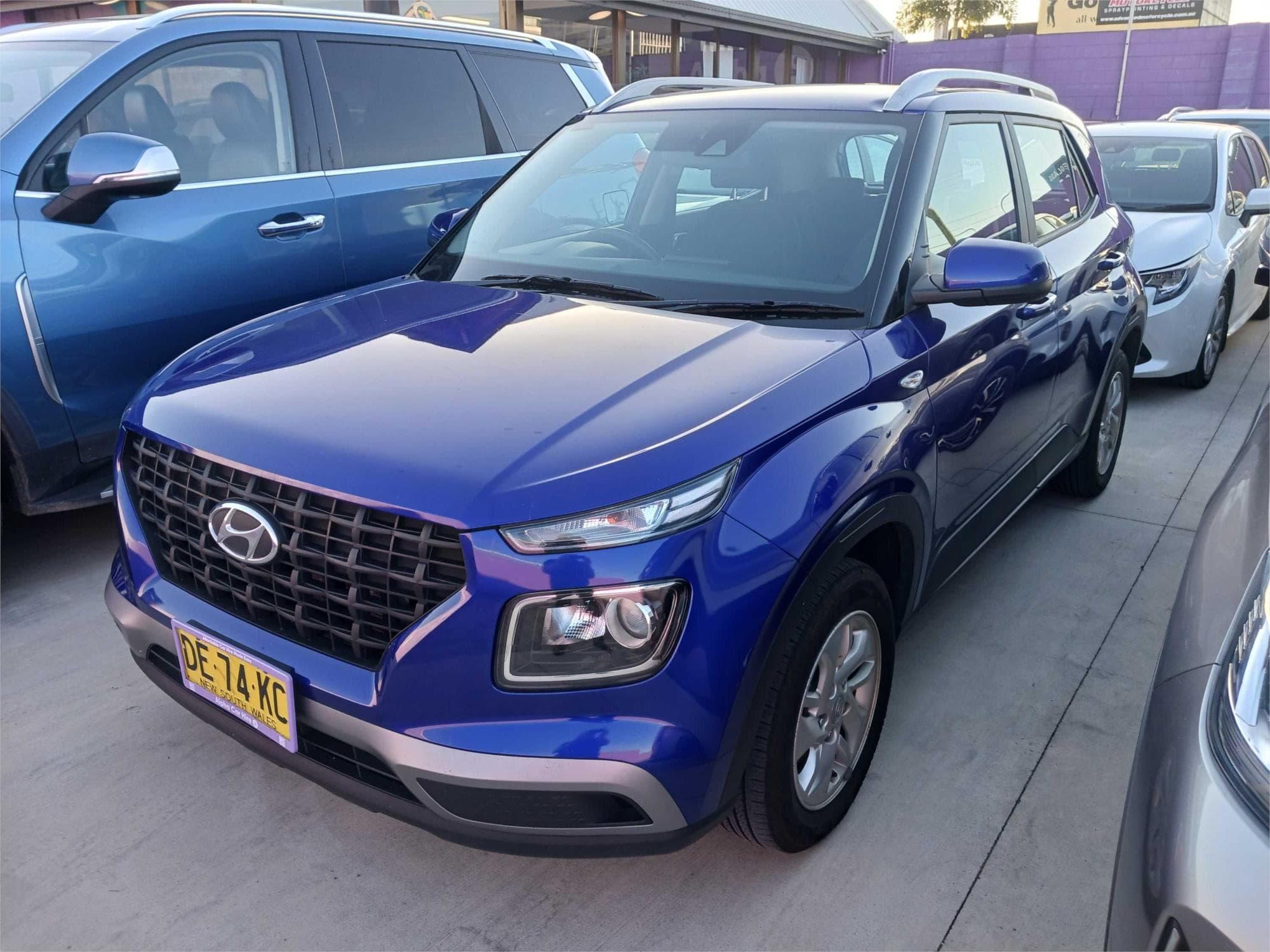 Hyundai Venue, stock 1327