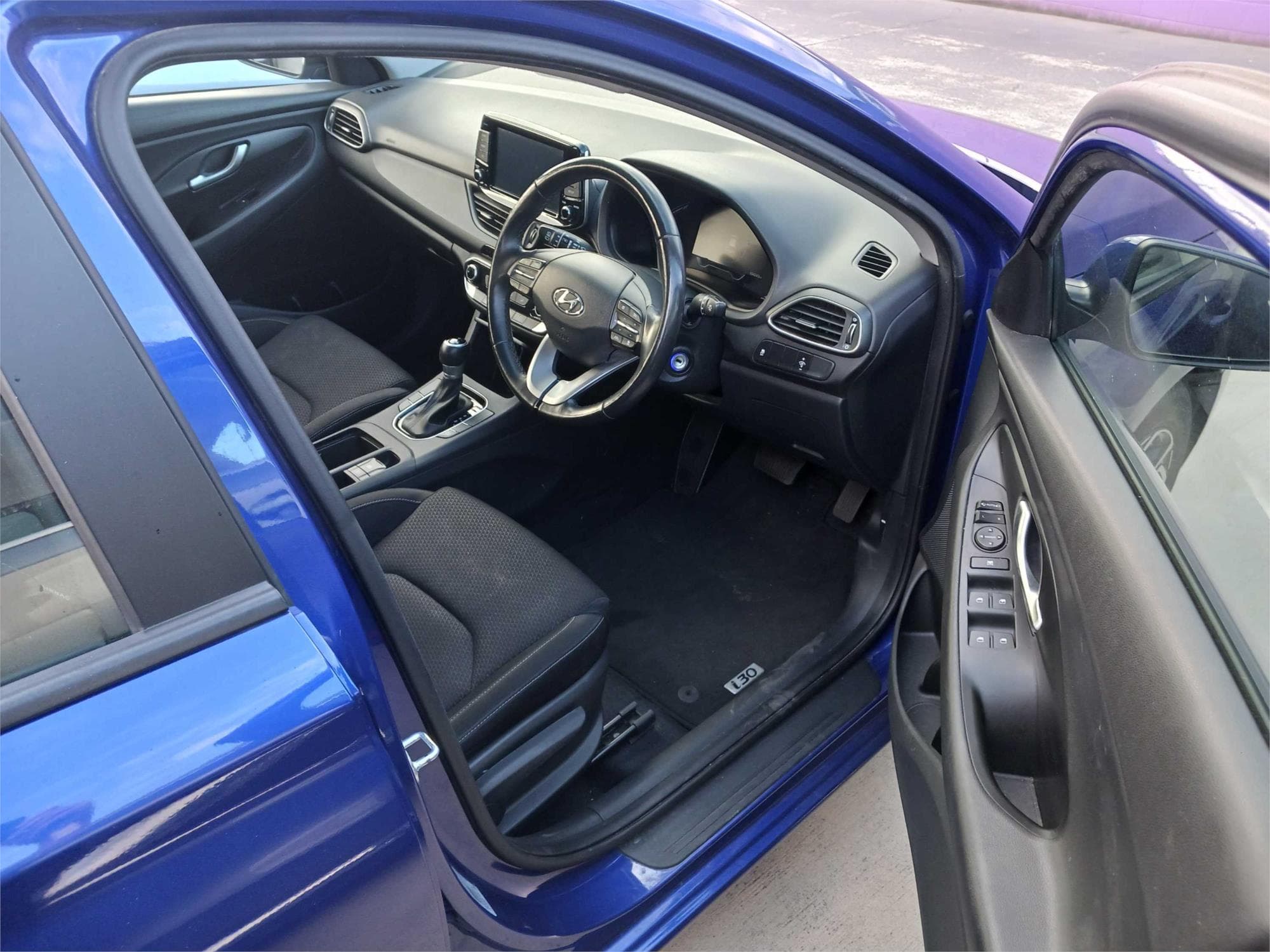 Hyundai i30, stock 1329, view 3