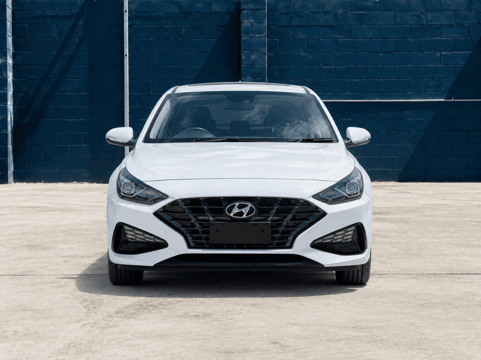 2022 Hyundai i30 in White, front view
