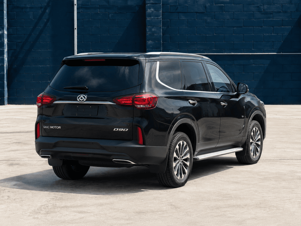 2022 LDV D90 Executive in Black, rear three-quarter view