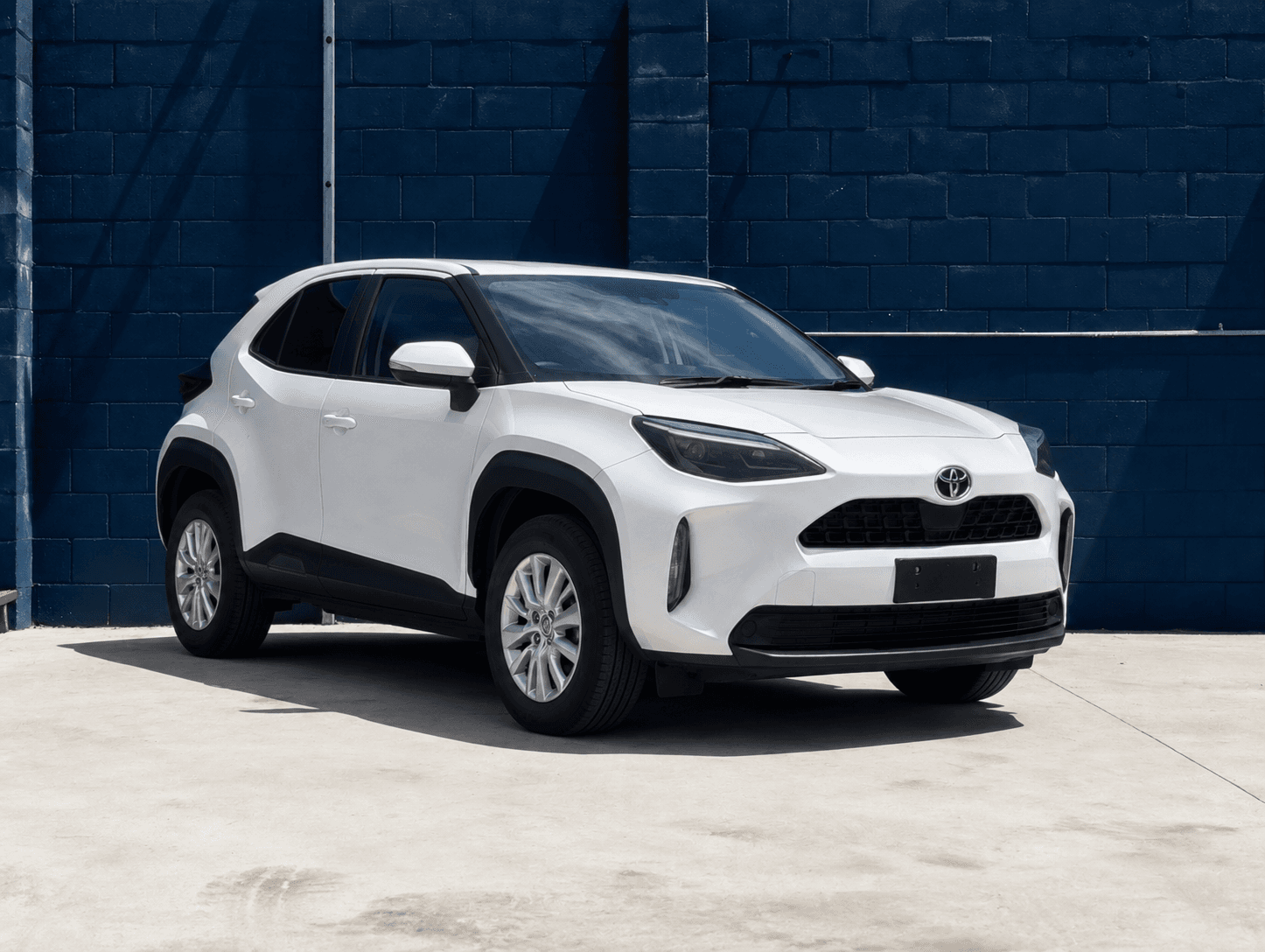 2022 Toyota Yaris Cross GX in White, front three-quarter view