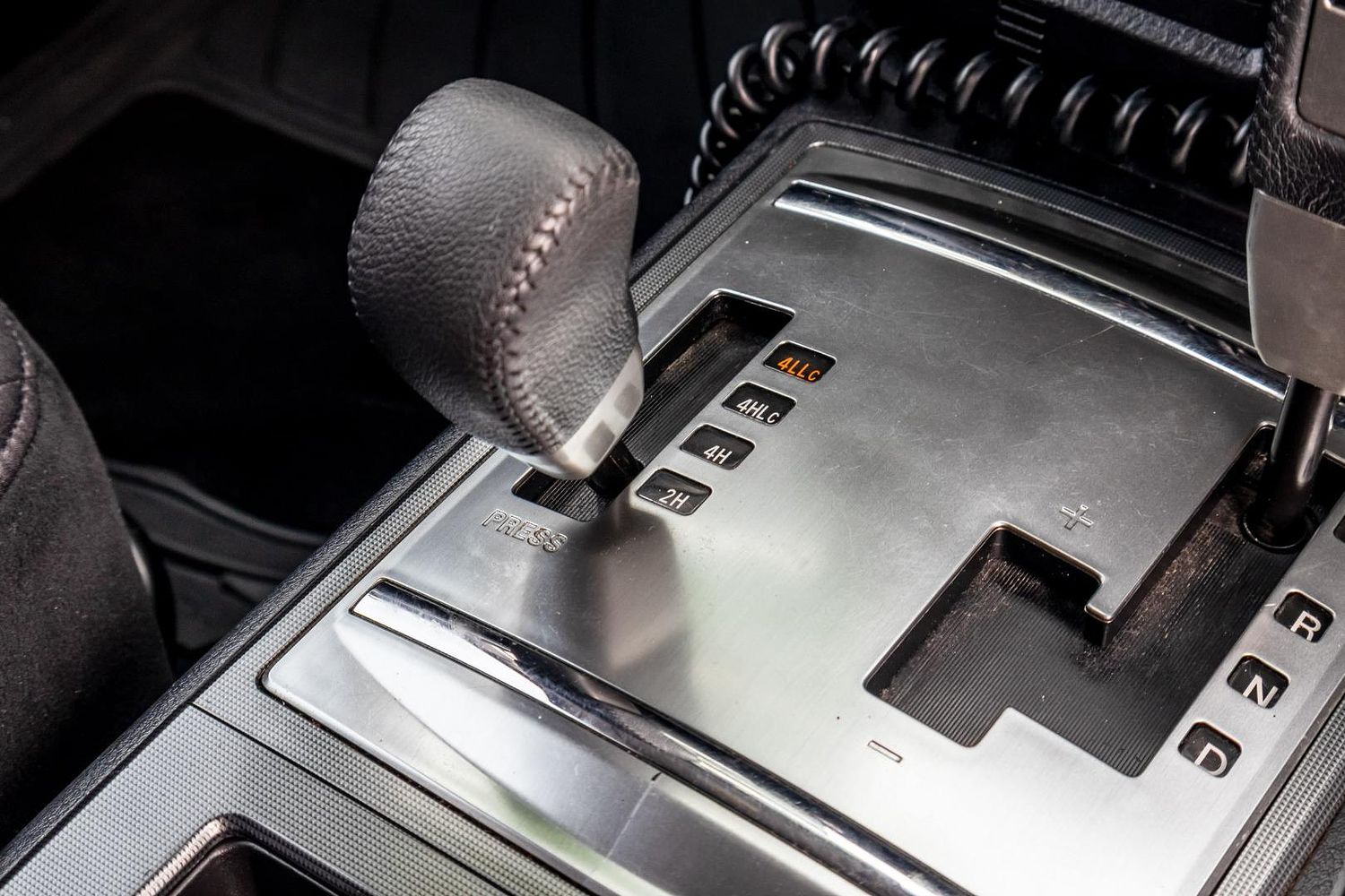 Mitsubishi Pajero Platinum 19 large 2356d4e6725bfd647b435dcabc0388b8