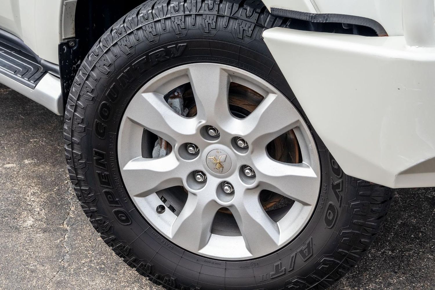 Mitsubishi Pajero Platinum 31 large 534e3506050a21f78949cebacfada852