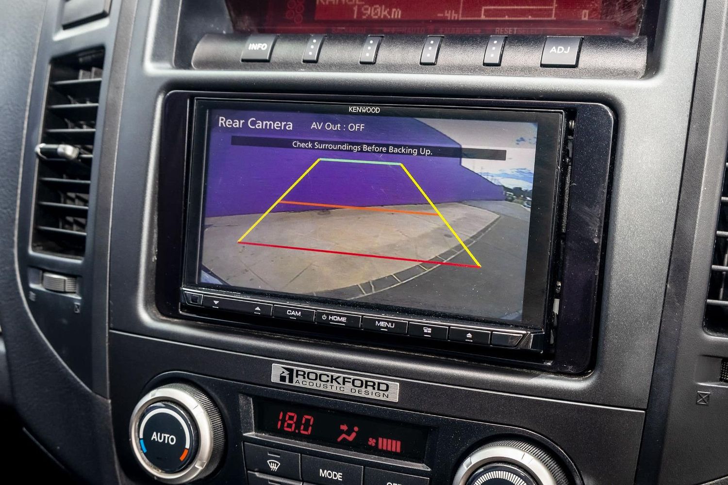 Mitsubishi Pajero Platinum 21 large f5b17ca29b85e887bb1f763f712d2c1b