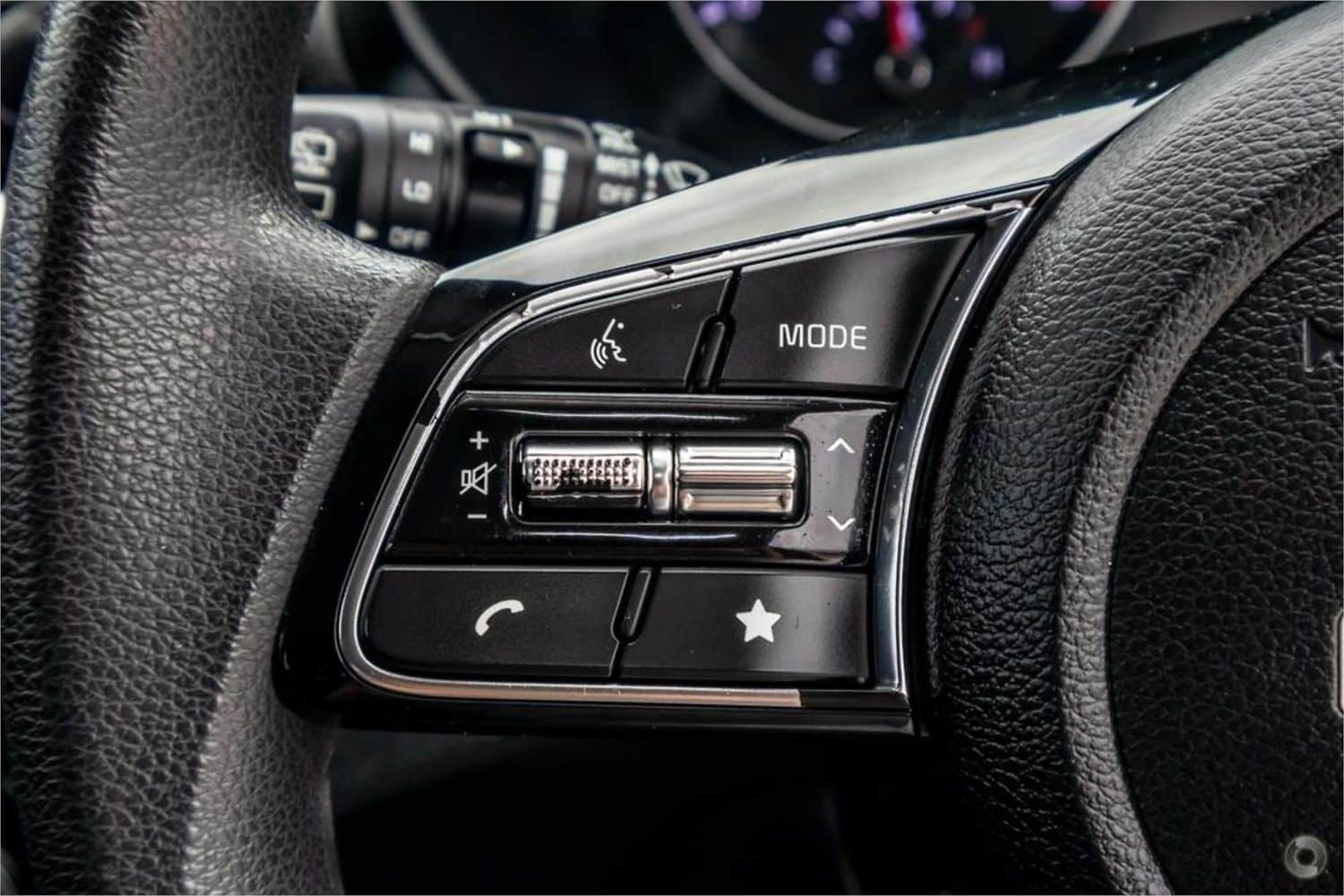 Kia Cerato S 47 large 115e353be3e8780f5ab28cb8c9b76c0b