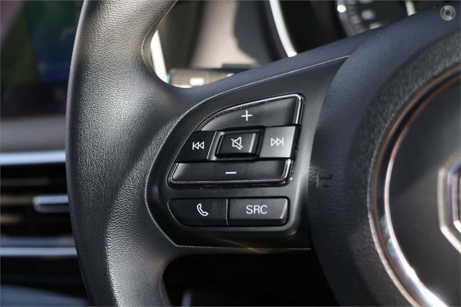 MG HS Core 50 large 35350ed98090ed865103e0fd99ad9322