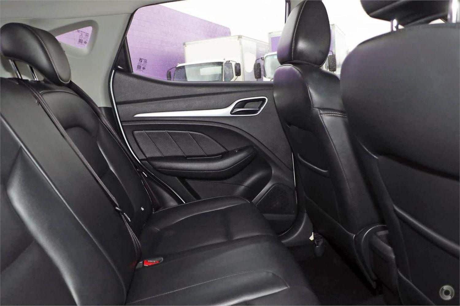 MG ZS Excite 27 large 6780b54118494833d8203baeb16b9ae7