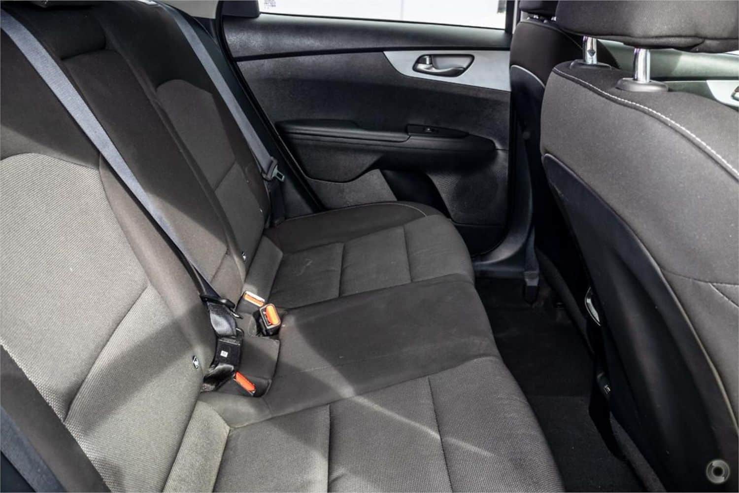 Kia Cerato S 46 large 7290fcaffd99af74e199e7b3eeaa987f