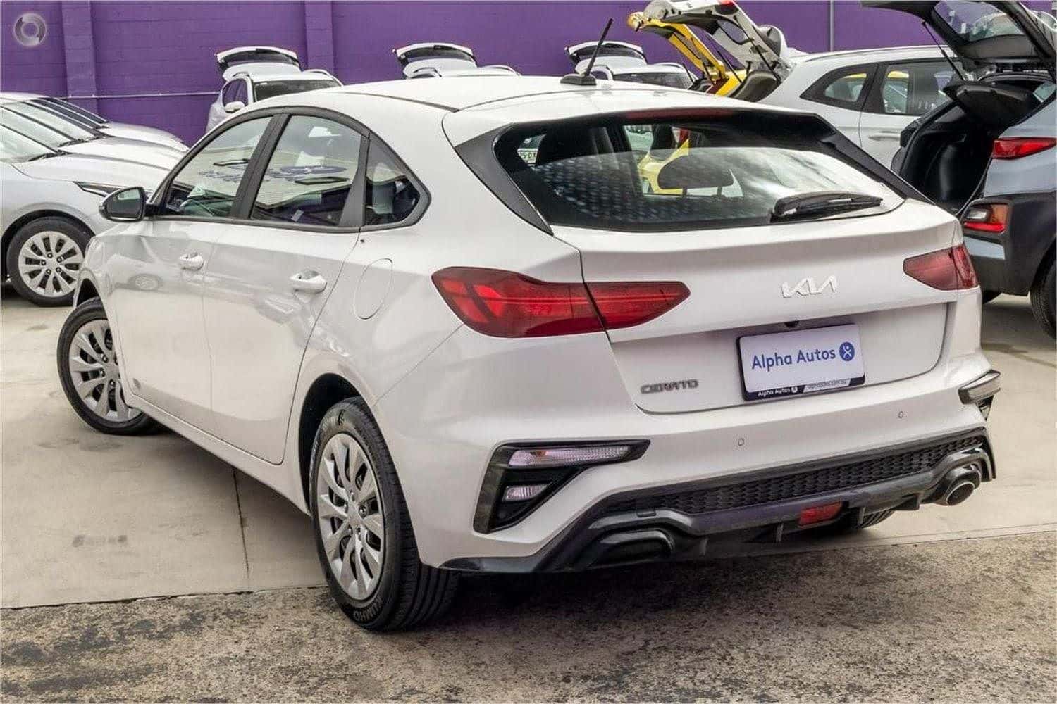 Kia Cerato S 16 large 8391d4608b1ba7e21d9a63ae4b7ed197