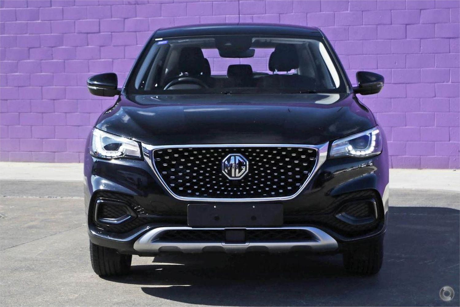 MG HS Core 35 large 93de6d97e5189b7a4eccdde041abca81