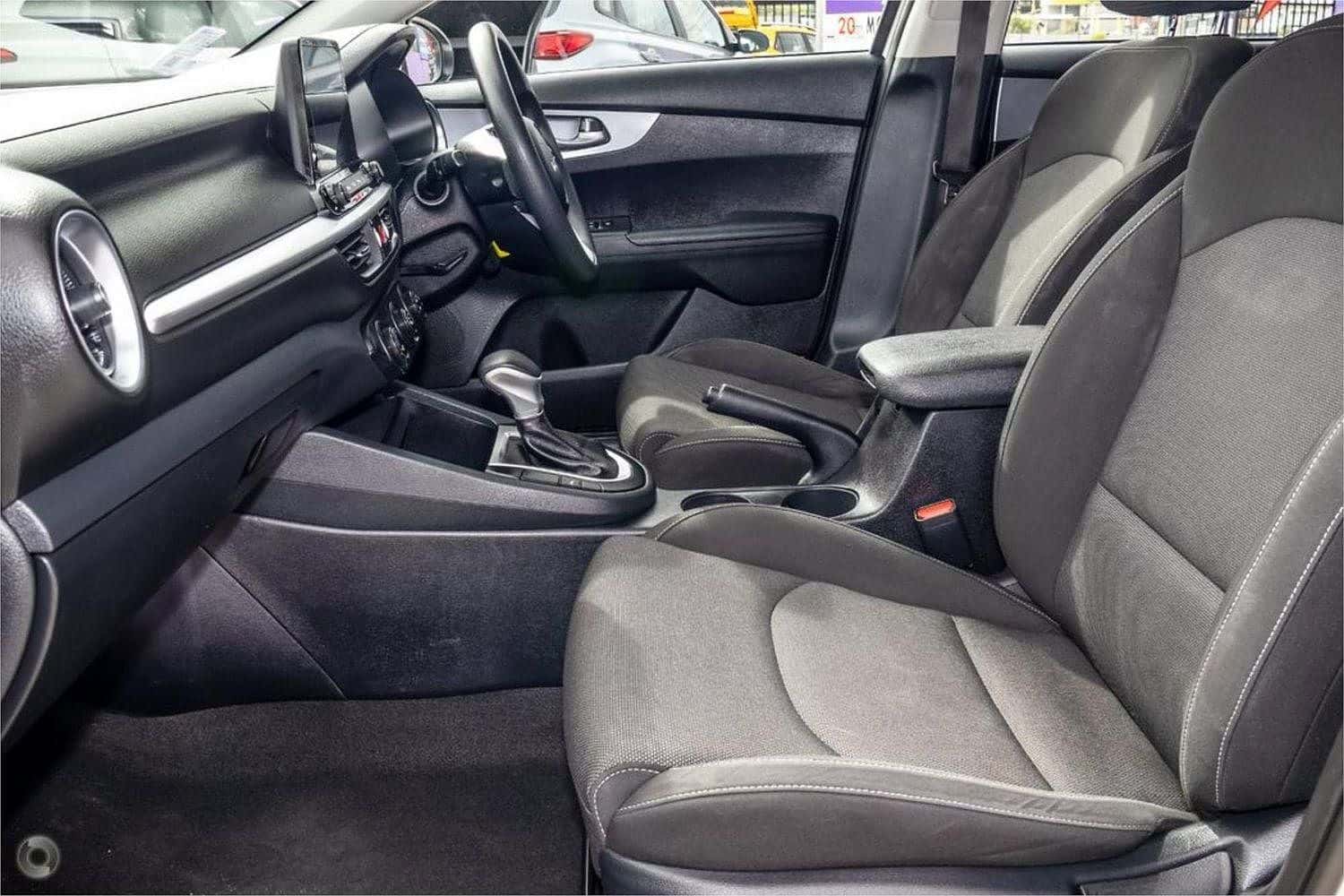 Kia Cerato S 22 large df27c07ef07b1343c9875a55d96c7104