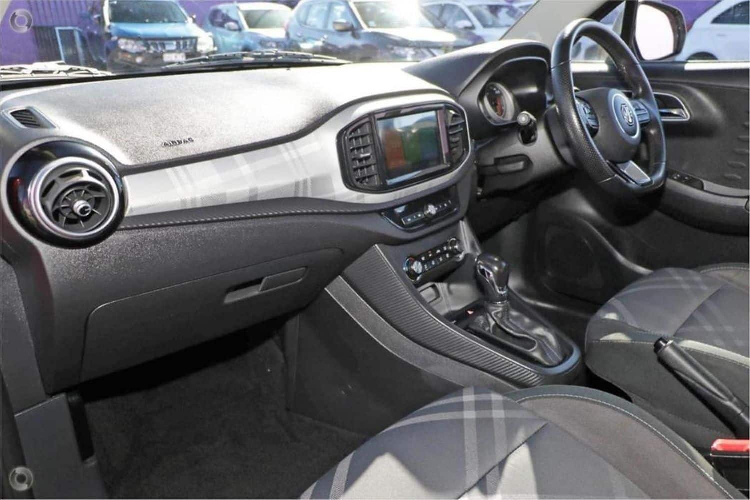 MG MG3 Core 44 large eb92180e068b9b3508d1a4a1364c8182