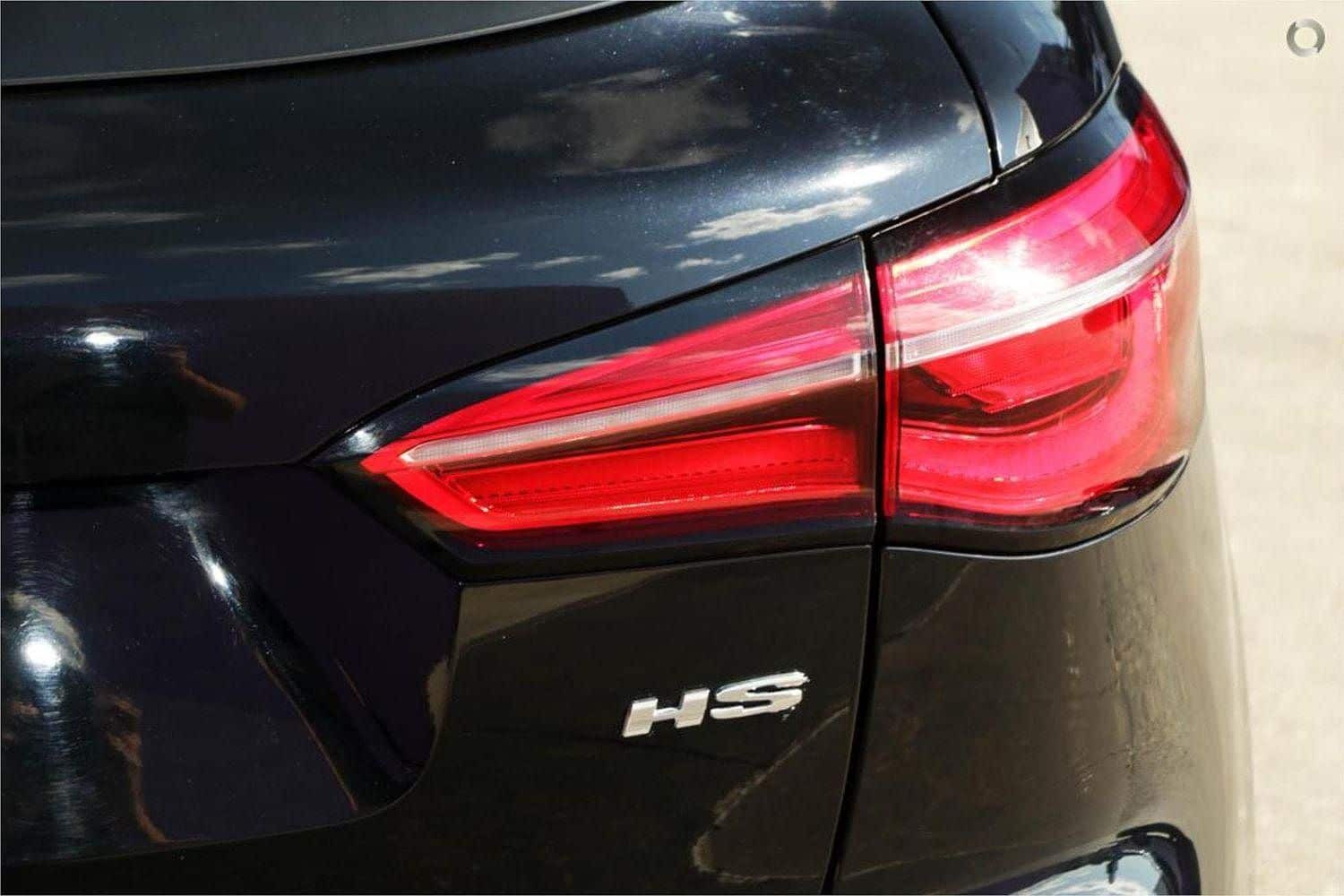 MG HS Core 17 large fa6d53c7b731cc6fde458ac8ccc23f93