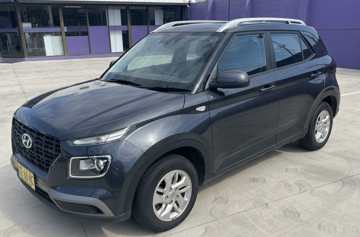 Hyundai Venue Grey DE68KC Side