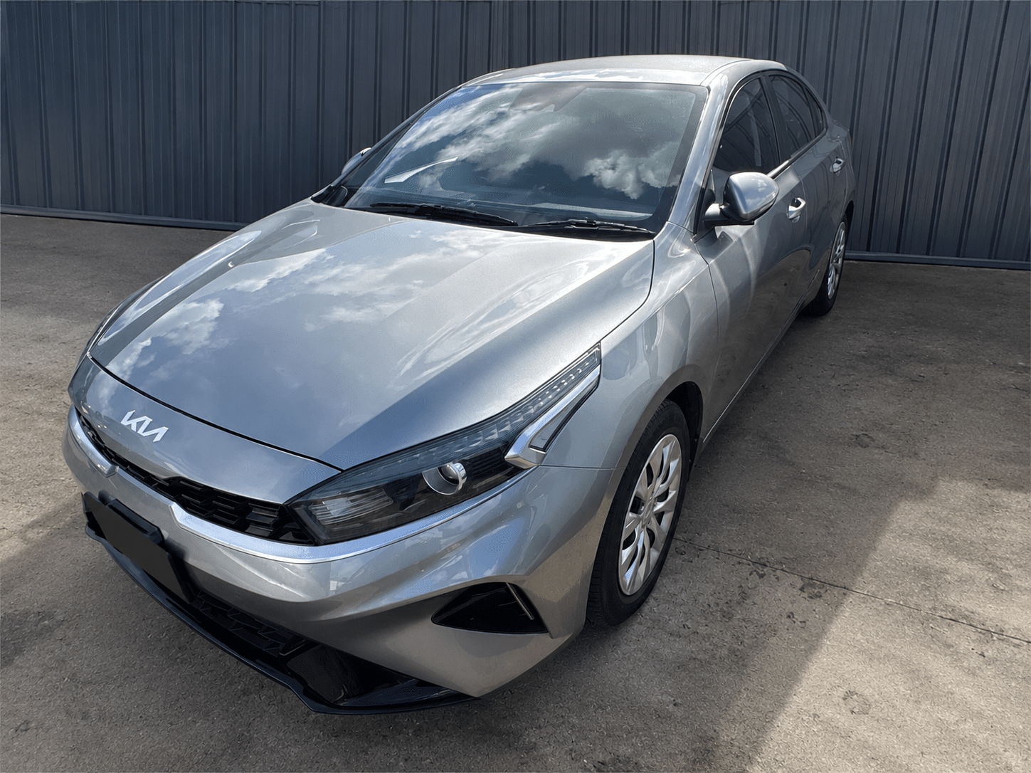 Kia Cerato S 9 Silver Kia Cerato S Front