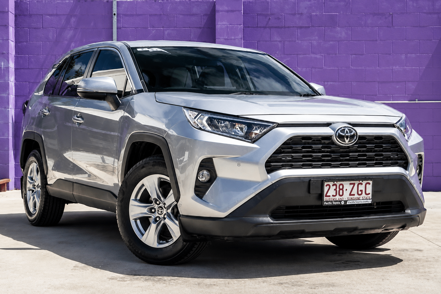 Silver Toyota RAV4 Front